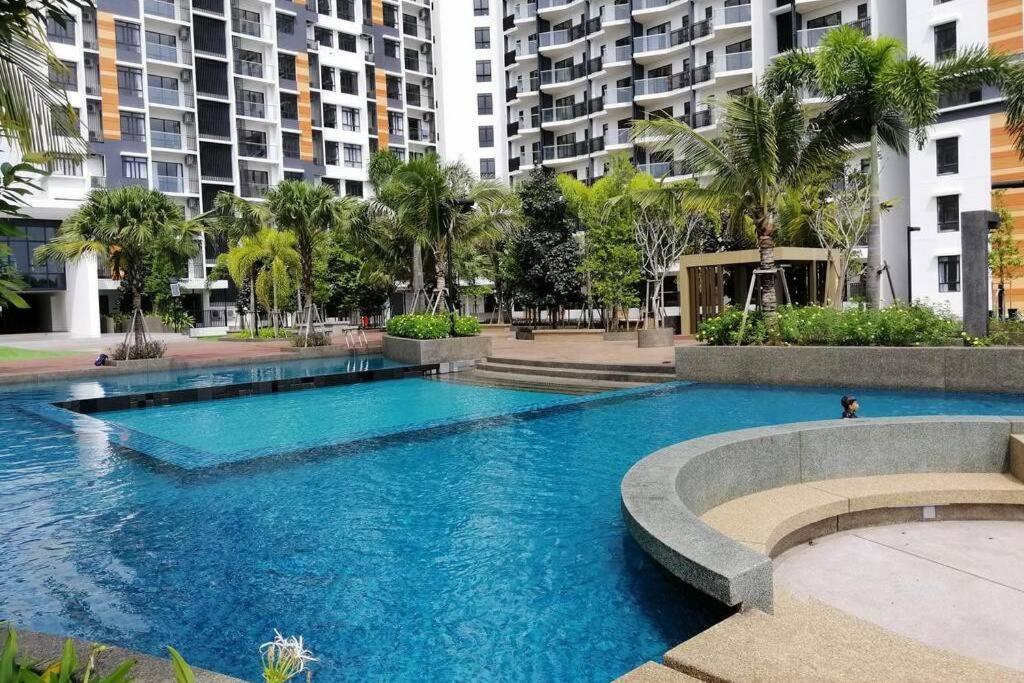 Casa Raudhah @ Timurbay Seafront Residence Kampung Sungai Karang Eksteriør bilde